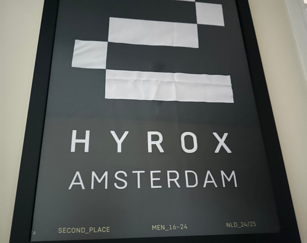 Hyrox Podium Flag Frame